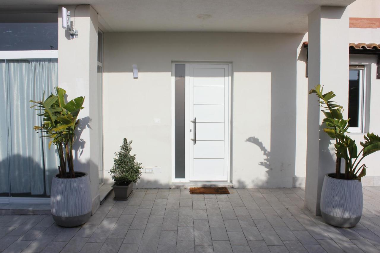 Villa Isola Bianca Isola delle Femmine Exterior foto